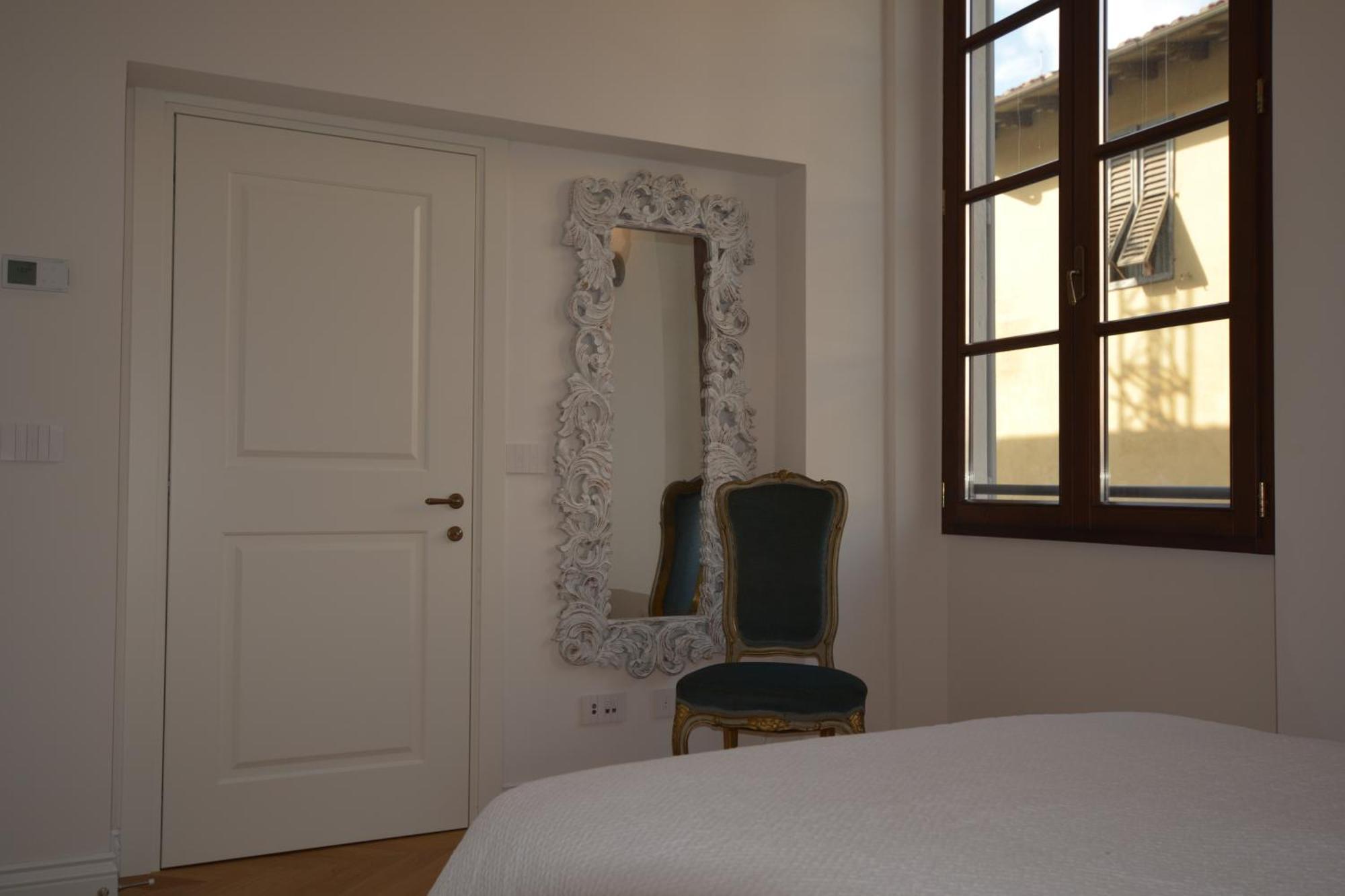Servi Elegant With Terrace Appartamento *